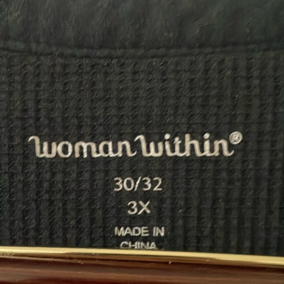 Woman Within Black Top with Purple Embroidery Size 3X - Picture 4 of 5